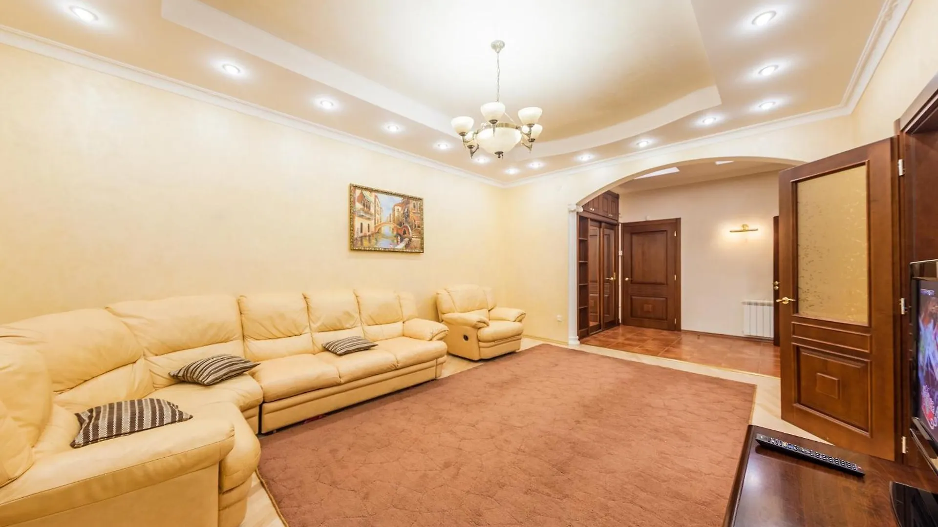Apartment In The City Center Kiev