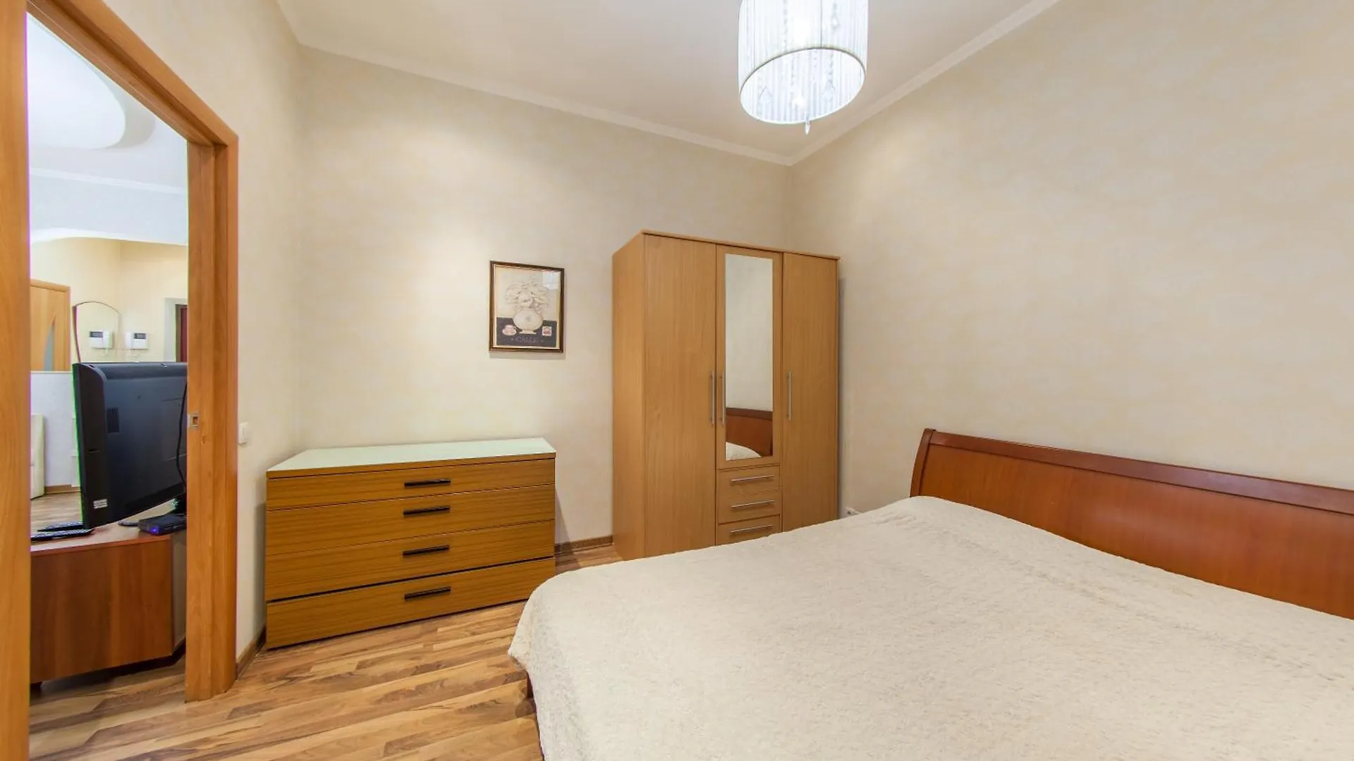 Apartment In The City Center Kiev