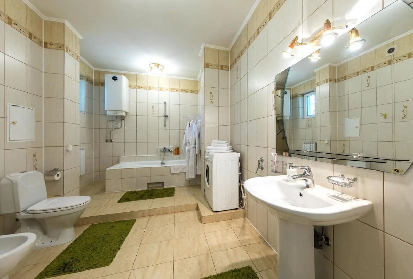 Apartment In The City Center Κίεβο