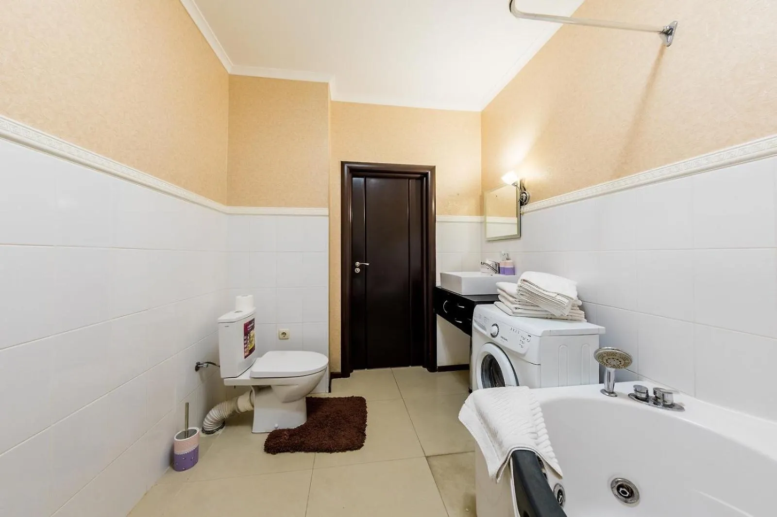 Apartment In The City Center Κίεβο