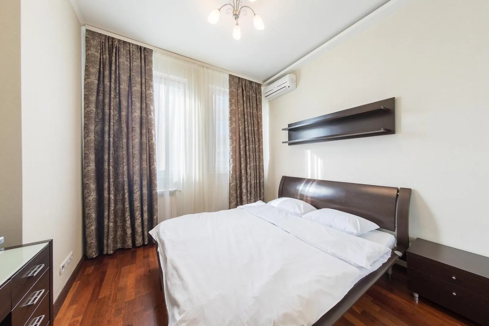 Apartment In The City Center Κίεβο
