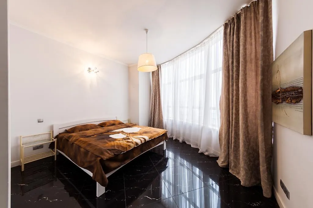Apartment In The City Center Κίεβο