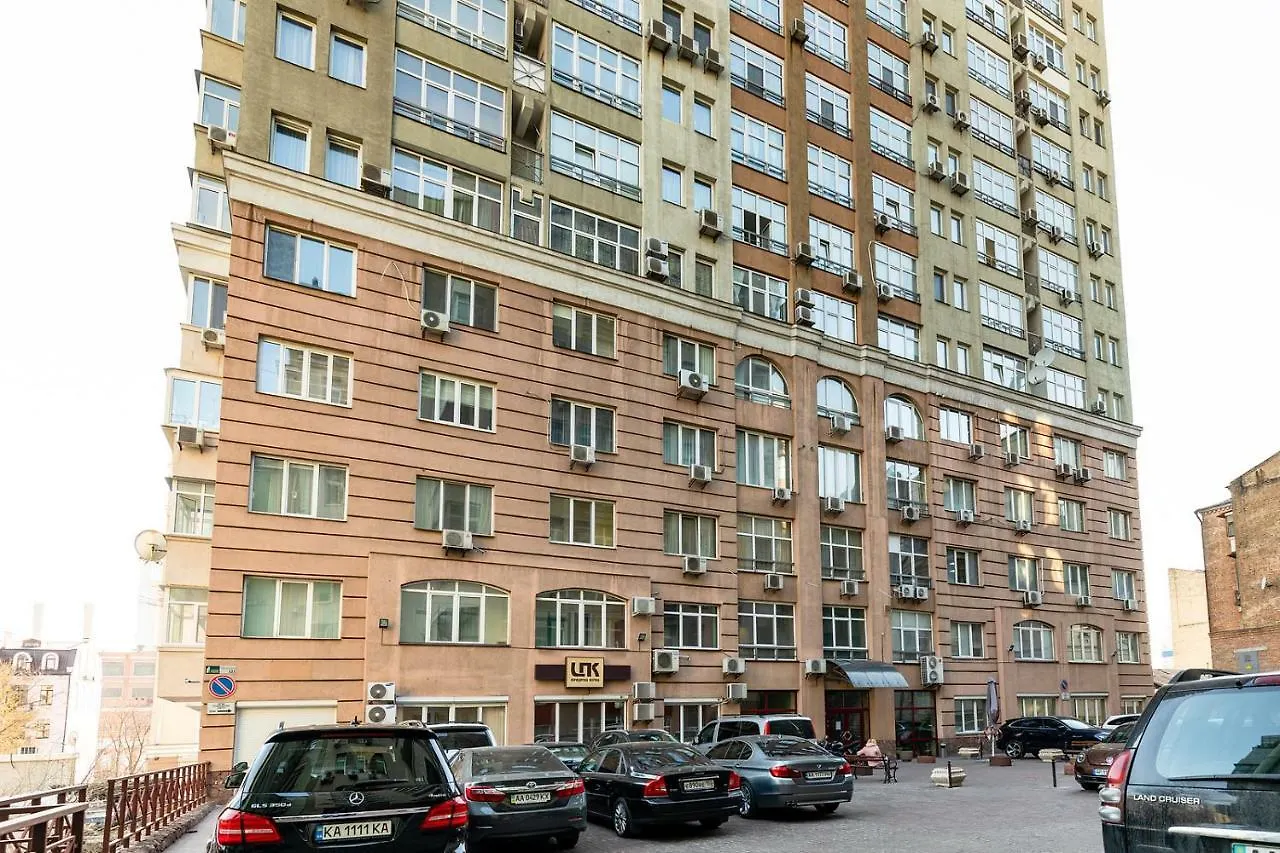 Apartment In The City Center Κίεβο